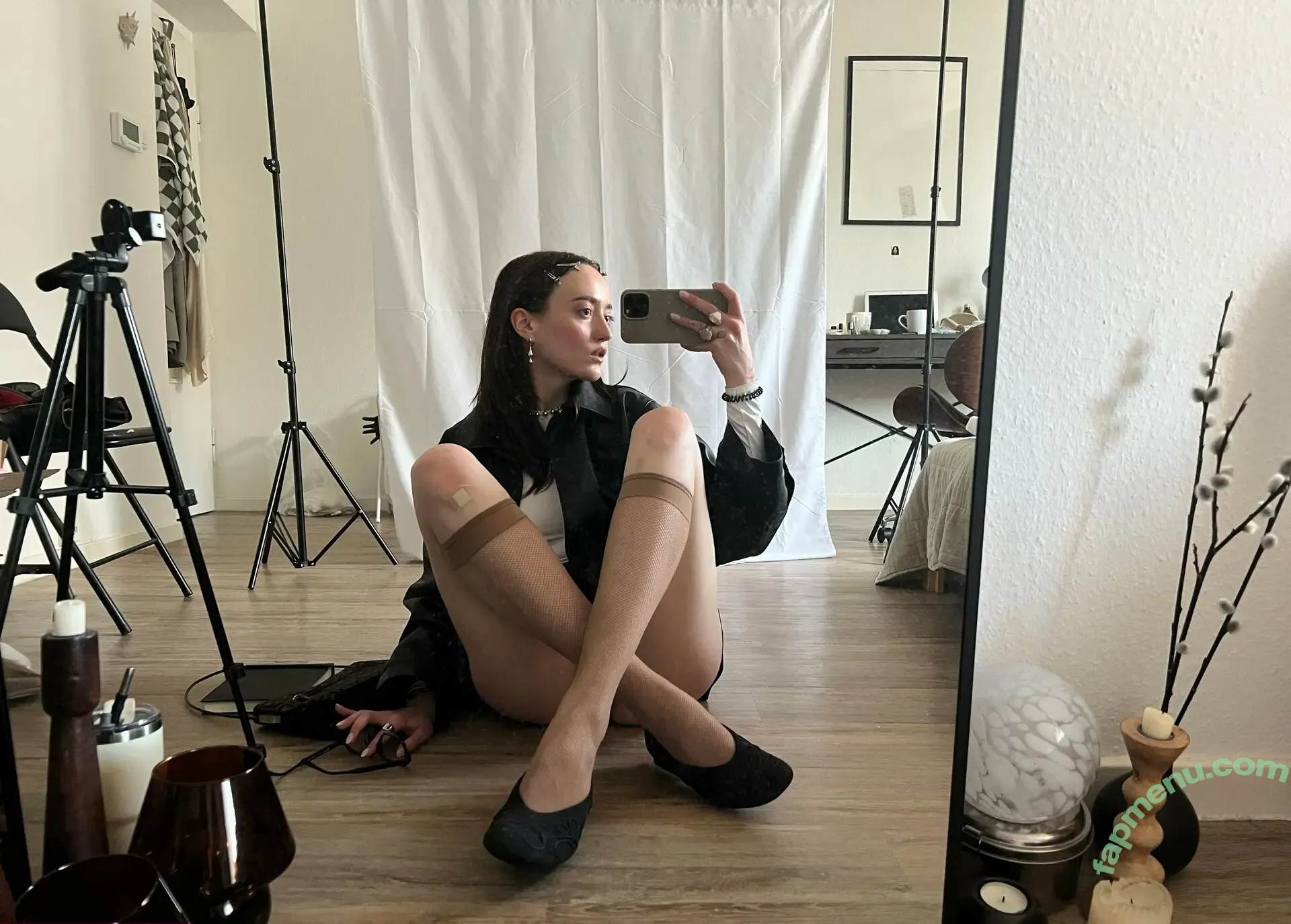 Londa nude photo #0011 (londavondue / londaxvondue)