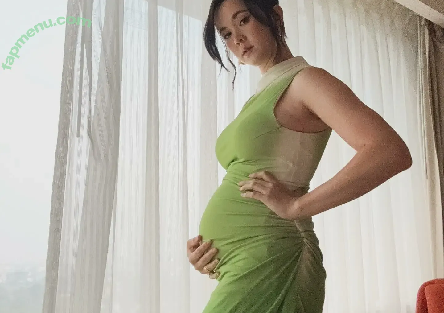 London Thor nude photo #0016 (gen v / londybobs)