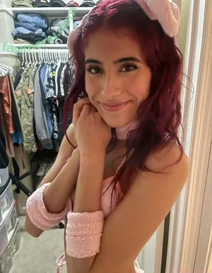 Lonely_latina nude photo #0021