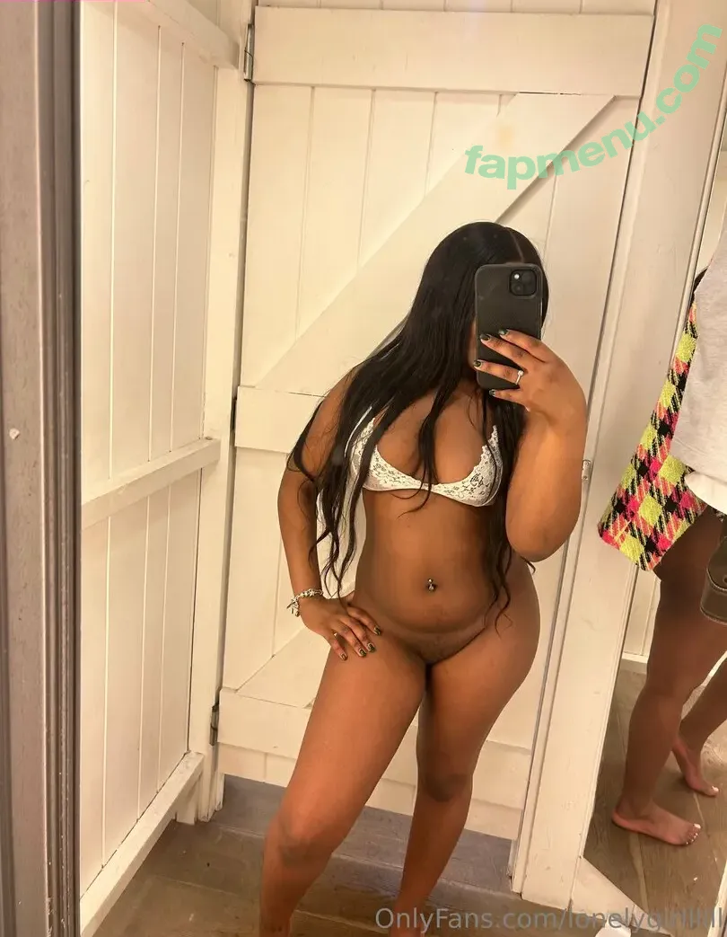 lonelygirllllll nude photo #0001 (the.lonelygirll)