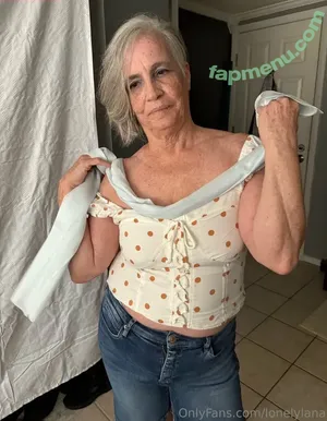 lonelylana / _lonelylana nude photo #0022