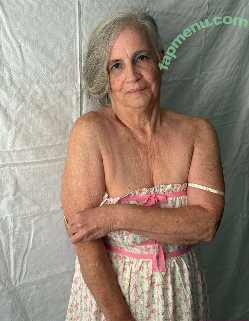 lonelylana nude photo #0021 (_lonelylana)