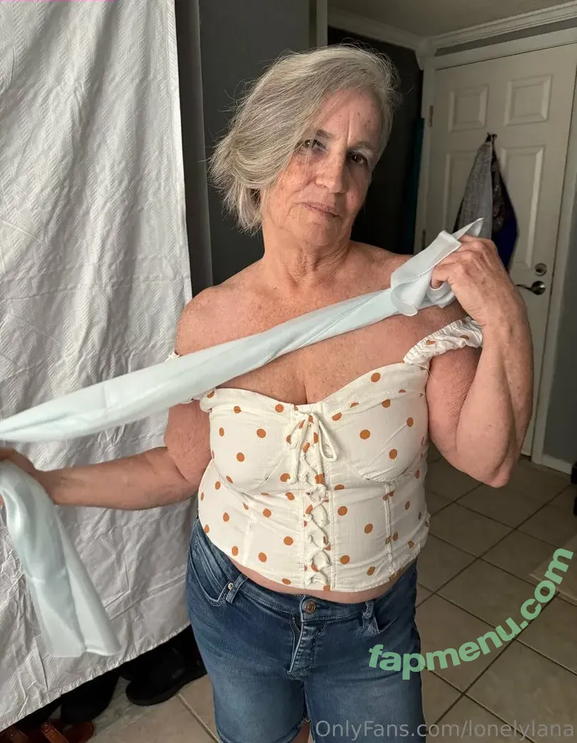 lonelylana nude photo #0023 (_lonelylana)