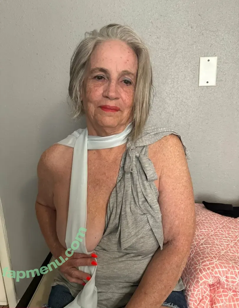 lonelylana nude photo #0025 (_lonelylana)