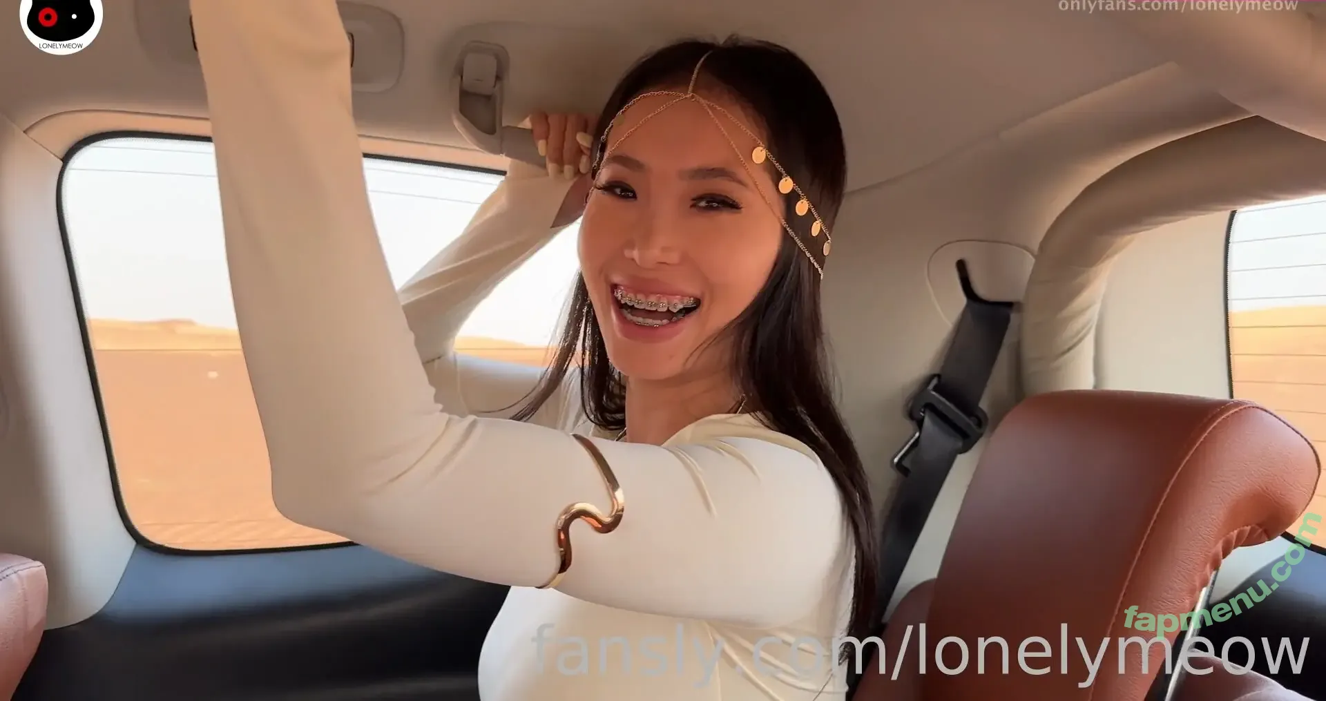 LonelyMeow nude photo #0835 (Mia / meow_lonely / miamia_oo)