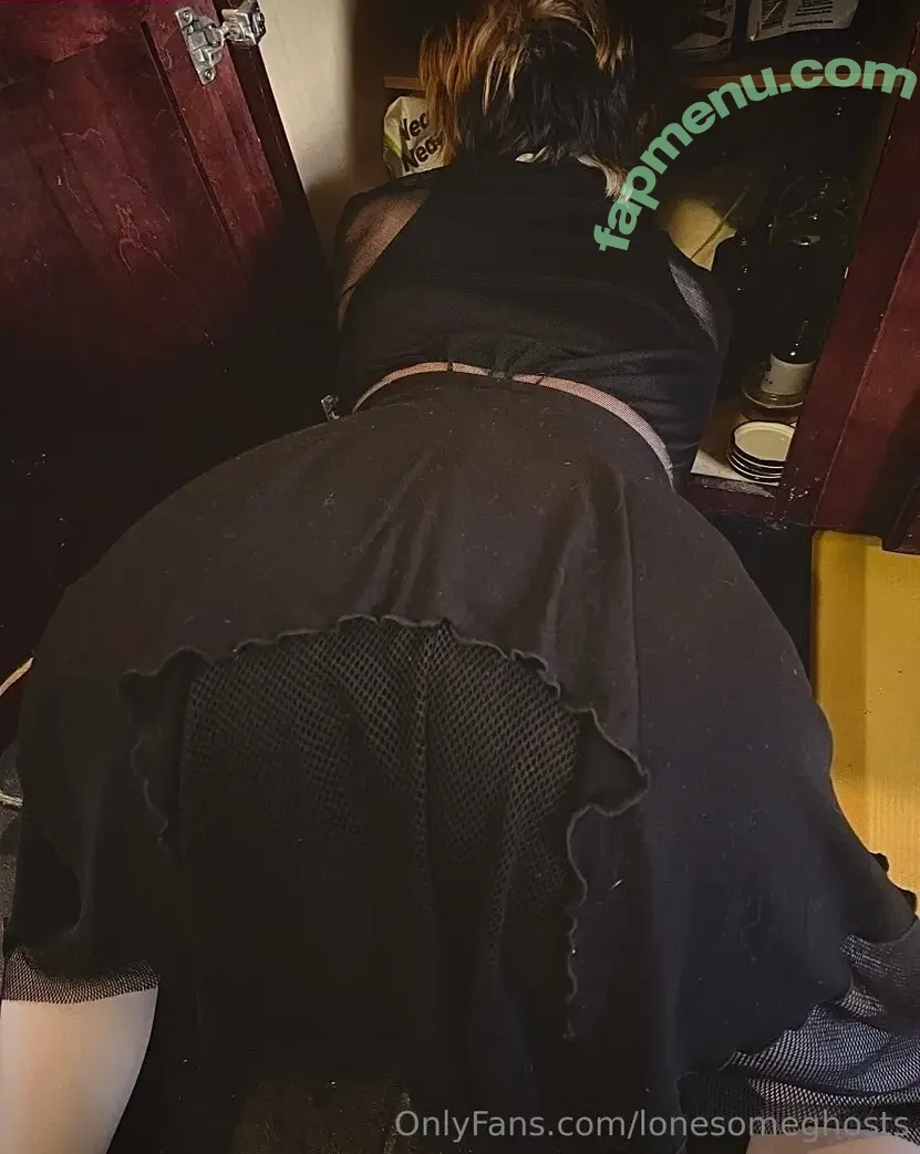 lonesomeghosts nude photo #0002 (lonesomeghosts)