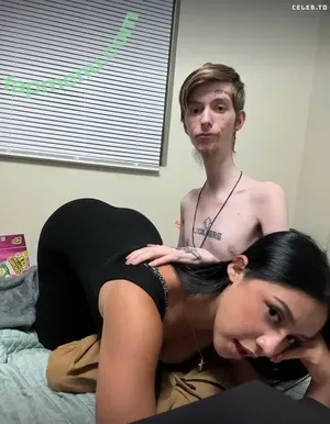 Long Neck | shelovestheneck | DaddyLongNeck / longneckk / shelovestheneck nude photo #0010