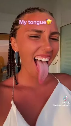 Long Tongue Fetish / _longtonguelewis / diqueentongue / longtonguelewis nude photo #0047