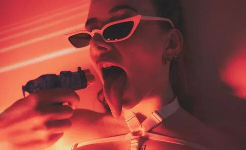 Long Tongue Fetish / _longtonguelewis / diqueentongue / longtonguelewis nude photo #0079