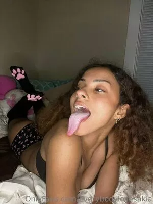 Long Tongue Fetish / _longtonguelewis / diqueentongue / longtonguelewis nude photo #0097