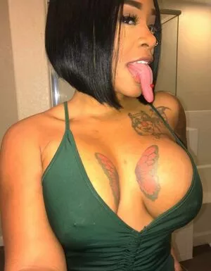 Long Tongue Fetish / _longtonguelewis / diqueentongue / longtonguelewis nude photo #0101