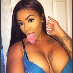 Long Tongue Fetish / _longtonguelewis / diqueentongue / longtonguelewis nude photo #0107