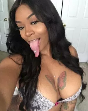 Long Tongue Fetish / _longtonguelewis / diqueentongue / longtonguelewis nude photo #0108
