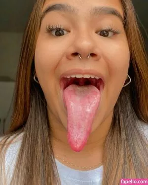 Long Tongue Fetish / _longtonguelewis / diqueentongue / longtonguelewis nude photo #0138