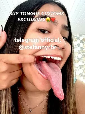 Long Tongue Fetish / _longtonguelewis / diqueentongue / longtonguelewis nude photo #0141