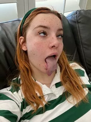 Long Tongue Fetish / _longtonguelewis / diqueentongue / longtonguelewis nude photo #0160