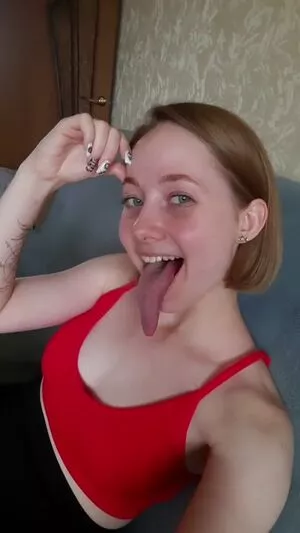 Long Tongue Fetish / _longtonguelewis / diqueentongue / longtonguelewis nude photo #0325