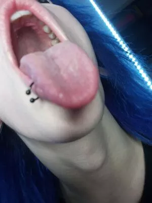 Long Tongue Fetish / _longtonguelewis / diqueentongue / longtonguelewis nude photo #0344