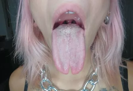 Long Tongue Fetish / _longtonguelewis / diqueentongue / longtonguelewis nude photo #0347