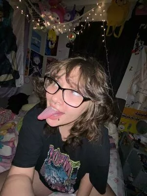 Long Tongue Fetish / _longtonguelewis / diqueentongue / longtonguelewis nude photo #0366