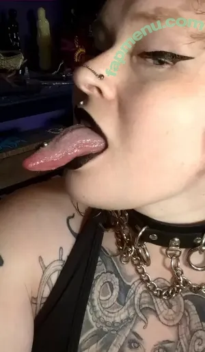 Long Tongue Fetish / _longtonguelewis / diqueentongue / longtonguelewis nude photo #0532