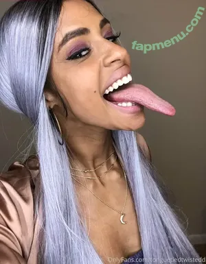 Long Tongue Fetish / _longtonguelewis / diqueentongue / longtonguelewis nude photo #0536