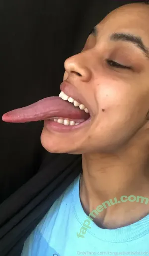 Long Tongue Fetish / _longtonguelewis / diqueentongue / longtonguelewis nude photo #0544