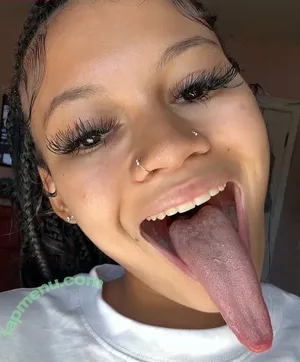 Long Tongue Fetish / _longtonguelewis / diqueentongue / longtonguelewis nude photo #0565