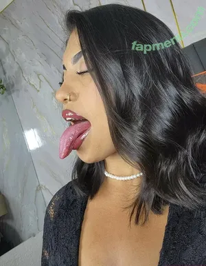 Long Tongue Fetish / _longtonguelewis / diqueentongue / longtonguelewis nude photo #0590