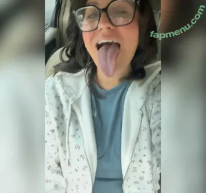 Long Tongue Fetish / _longtonguelewis / diqueentongue / longtonguelewis nude photo #0632