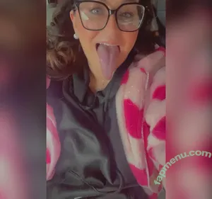 Long Tongue Fetish / _longtonguelewis / diqueentongue / longtonguelewis nude photo #0633