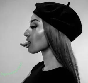 Long Tongue Fetish / _longtonguelewis / diqueentongue / longtonguelewis nude photo #0662