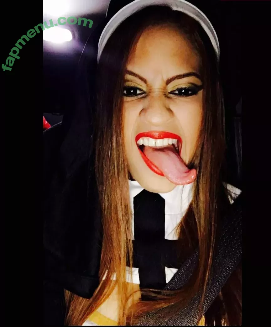Long Tongue Fetish nude photo #0055 (_longtonguelewis / diqueentongue / longtonguelewis)