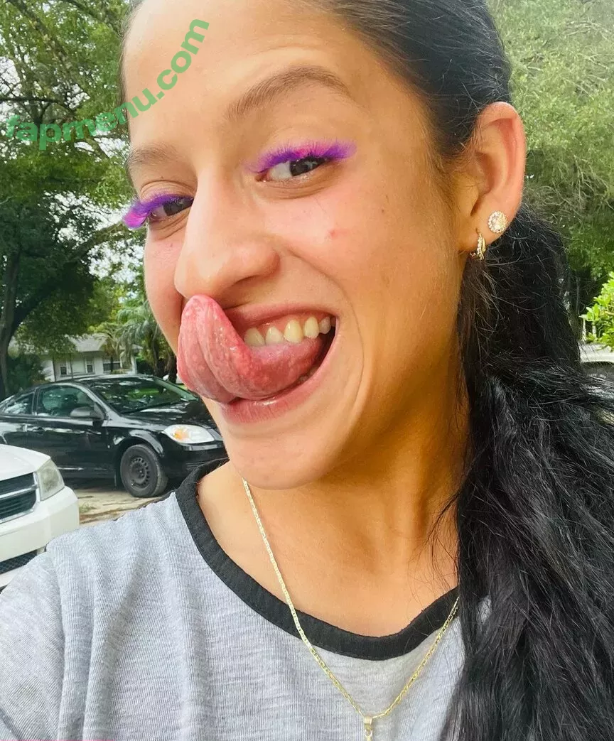 Long Tongue Fetish nude photo #0058 (_longtonguelewis / diqueentongue / longtonguelewis)