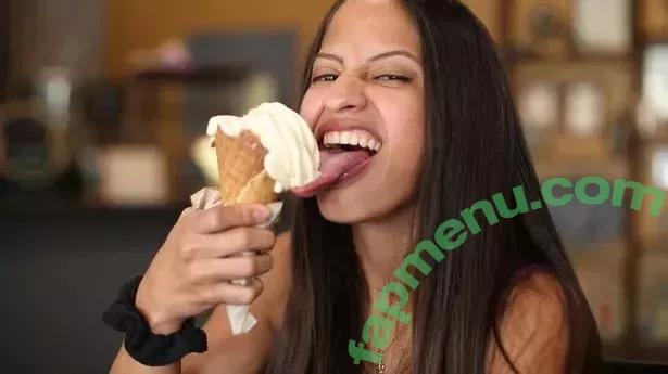 Long Tongue Fetish nude photo #0064 (_longtonguelewis / diqueentongue / longtonguelewis)
