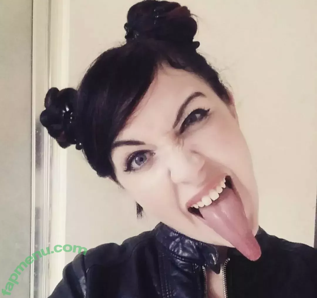 Long Tongue Fetish nude photo #0072 (_longtonguelewis / diqueentongue / longtonguelewis)
