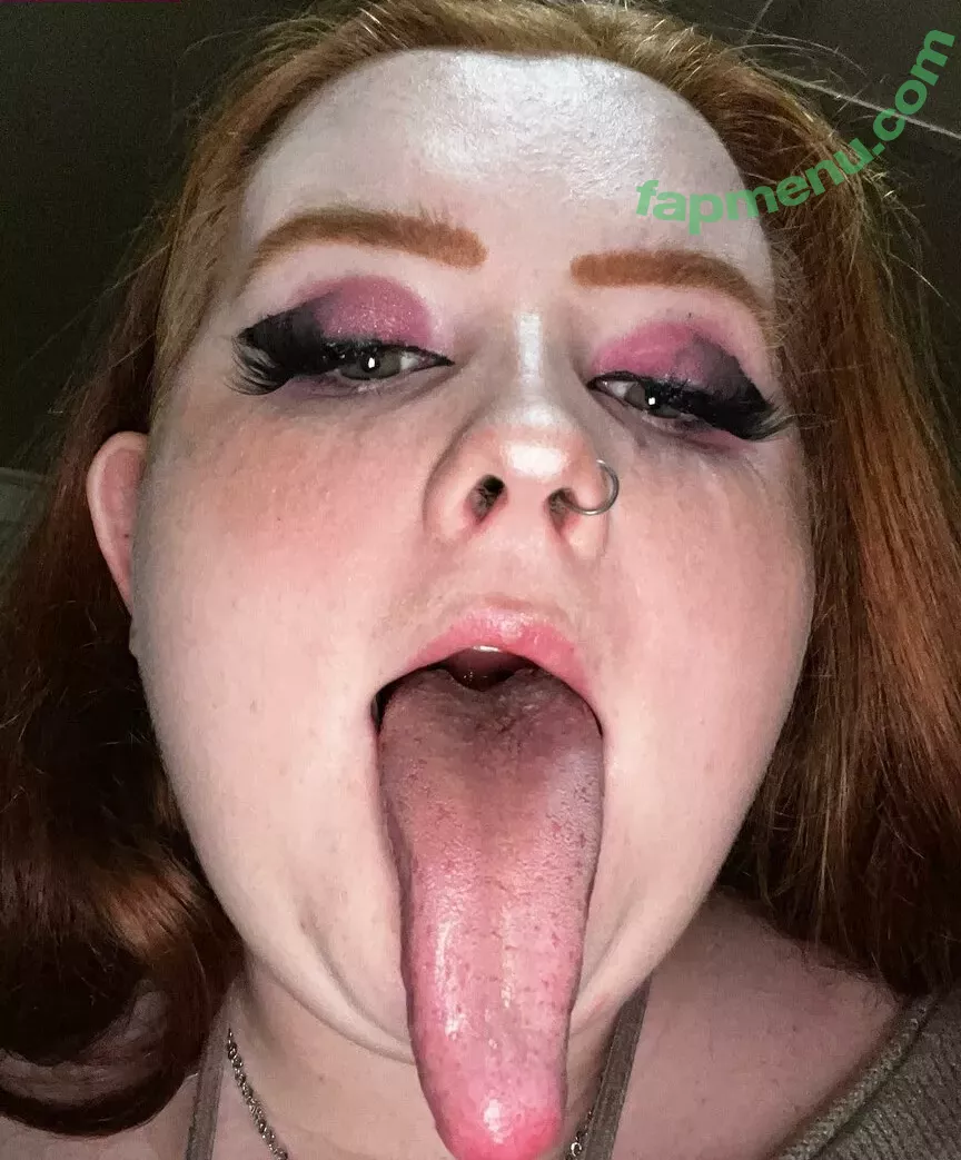 Long Tongue Fetish nude photo #0214 (_longtonguelewis / diqueentongue / longtonguelewis)