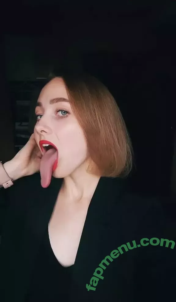 Long Tongue Fetish nude photo #0315 (_longtonguelewis / diqueentongue / longtonguelewis)