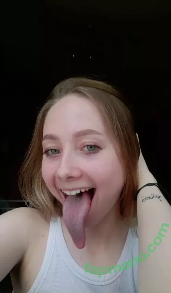 Long Tongue Fetish nude photo #0316 (_longtonguelewis / diqueentongue / longtonguelewis)