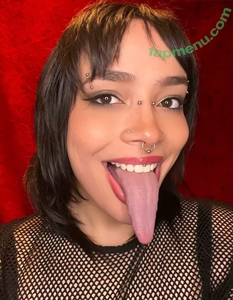 Long Tongue Fetish nude photo #0337 (_longtonguelewis / diqueentongue / longtonguelewis)