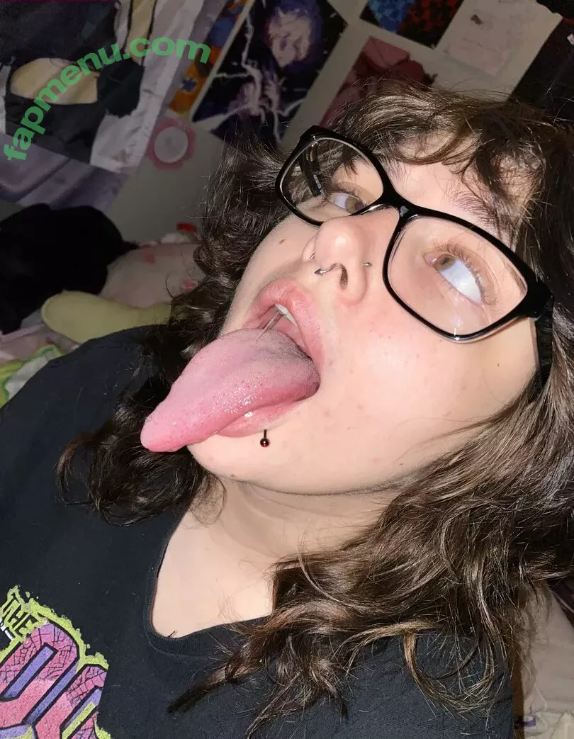 Long Tongue Fetish nude photo #0349 (_longtonguelewis / diqueentongue / longtonguelewis)