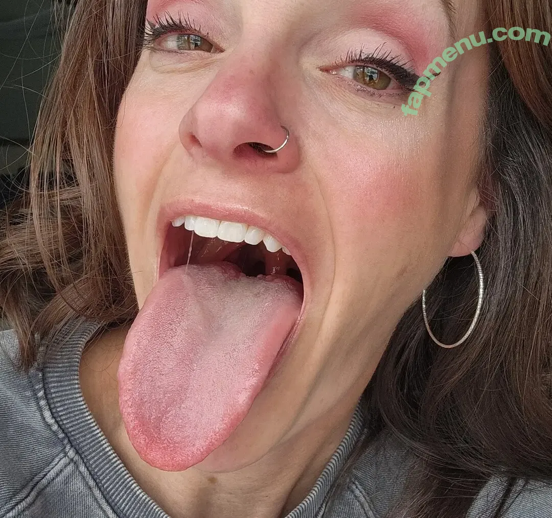 Long Tongue Fetish nude photo #0461 (_longtonguelewis / diqueentongue / longtonguelewis)