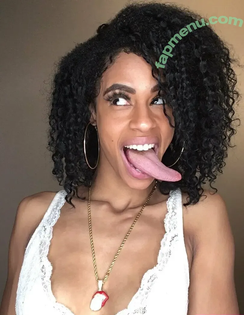 Long Tongue Fetish nude photo #0545 (_longtonguelewis / diqueentongue / longtonguelewis)