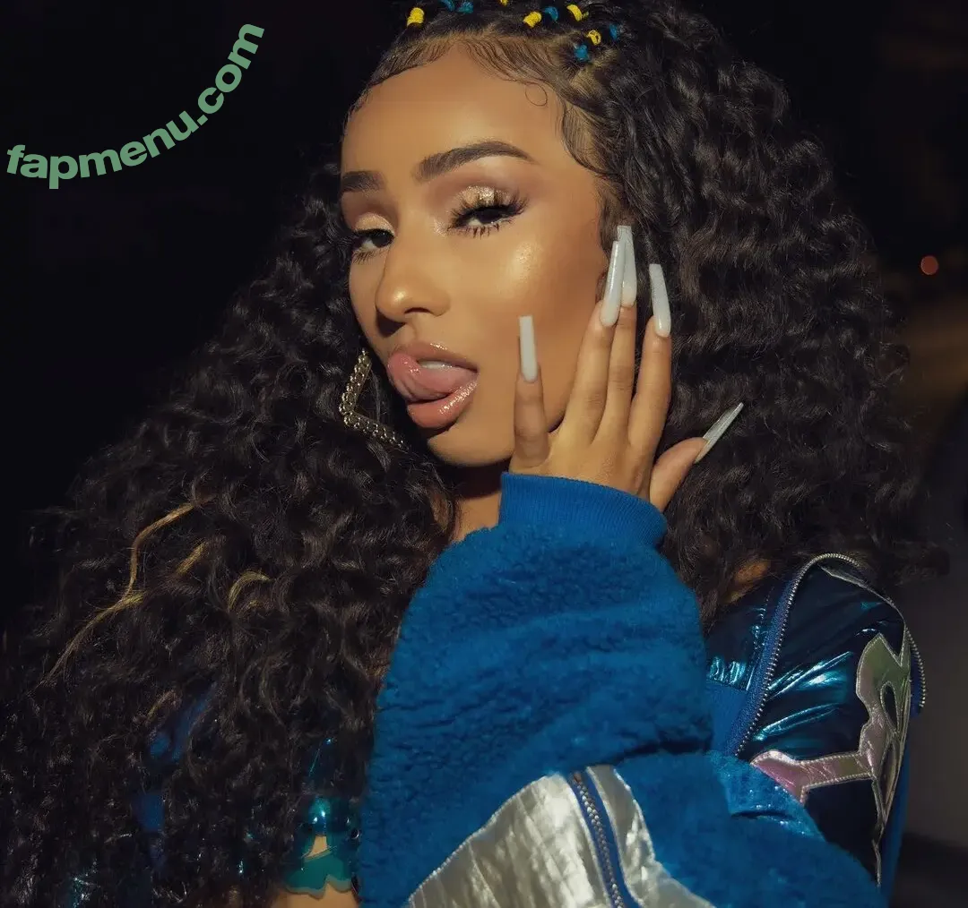 Long Tongue Fetish nude photo #0652 (_longtonguelewis / diqueentongue / longtonguelewis)