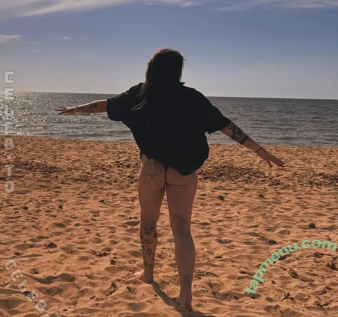 Lonymahony nude photo #0074 (lonymaakkarony / looonymooony)