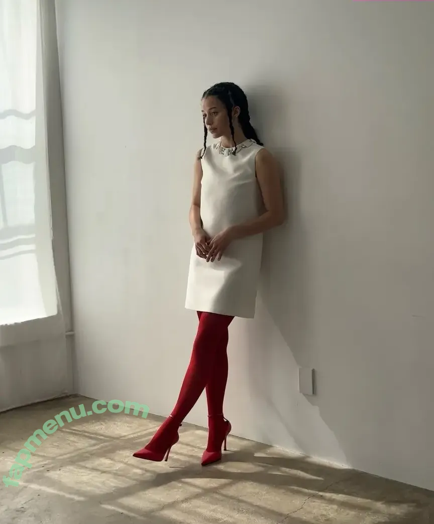 Lookalikes nude photo #0064 (rarababy / richelle.knupps)