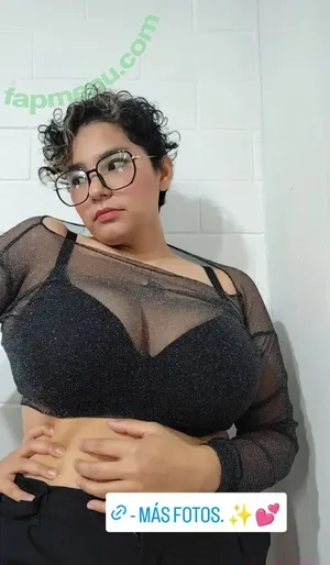 Looking For FreakyChikie / Izamari Fabela / freakychikie nude photo #0008