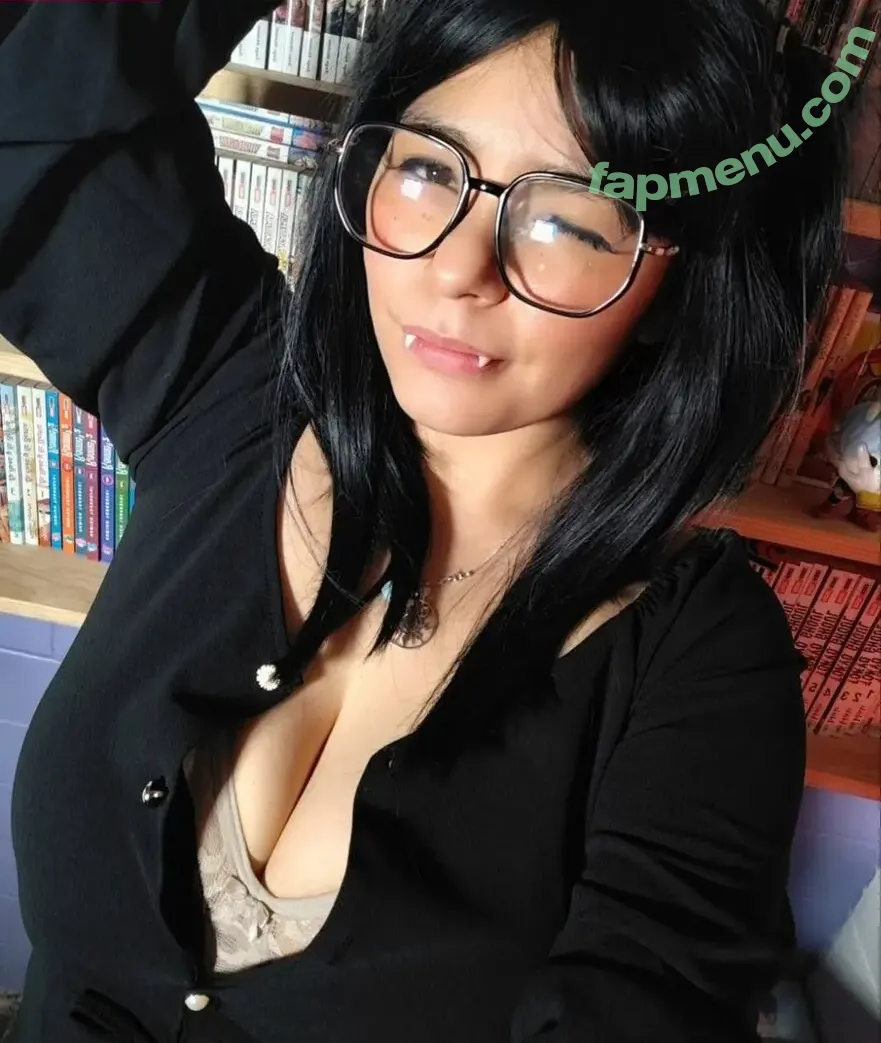 Looking For FreakyChikie nude photo #0012 (Izamari Fabela / freakychikie)