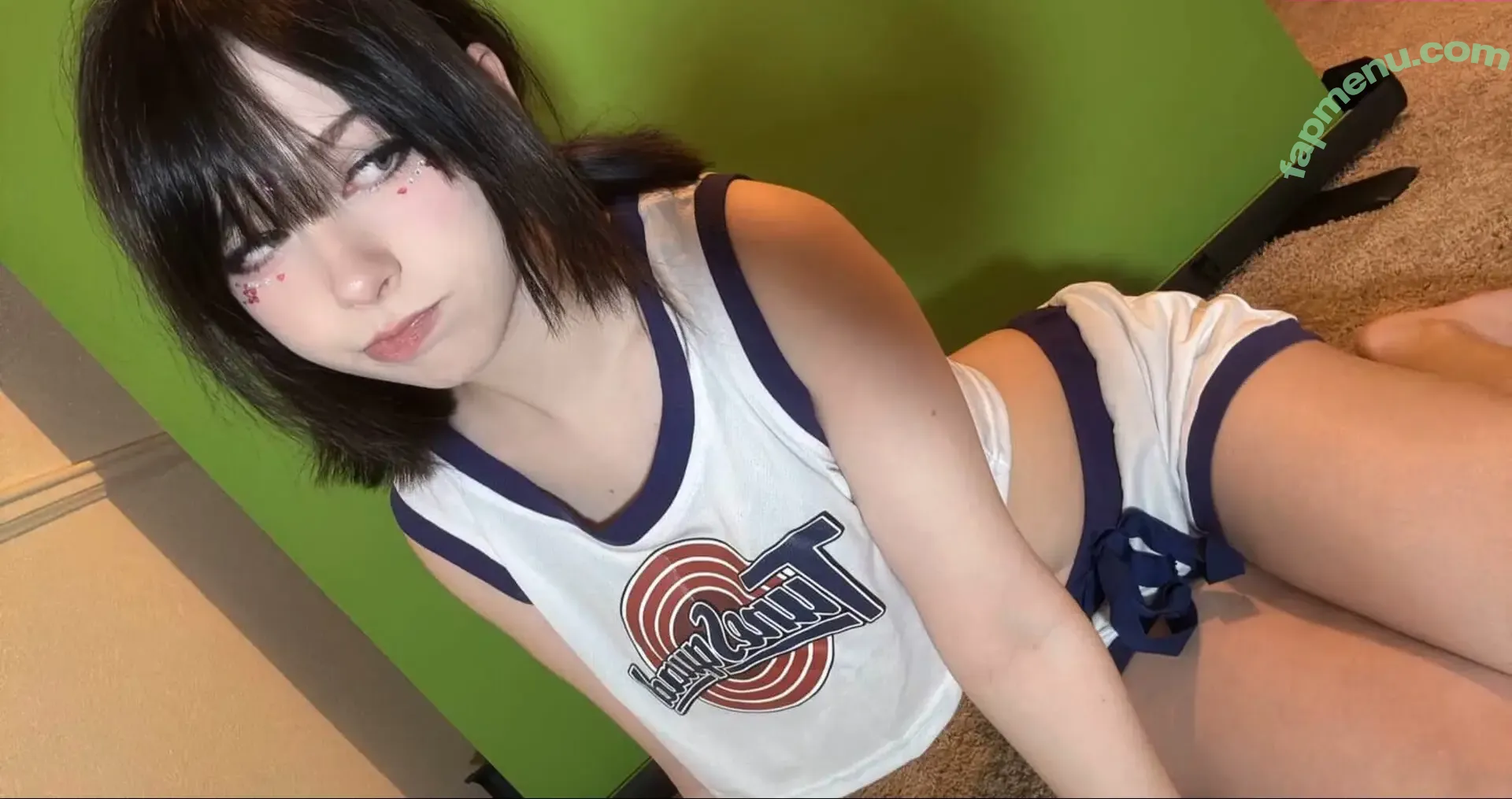 Loopziepop nude photo #0382 (Loopziepop)