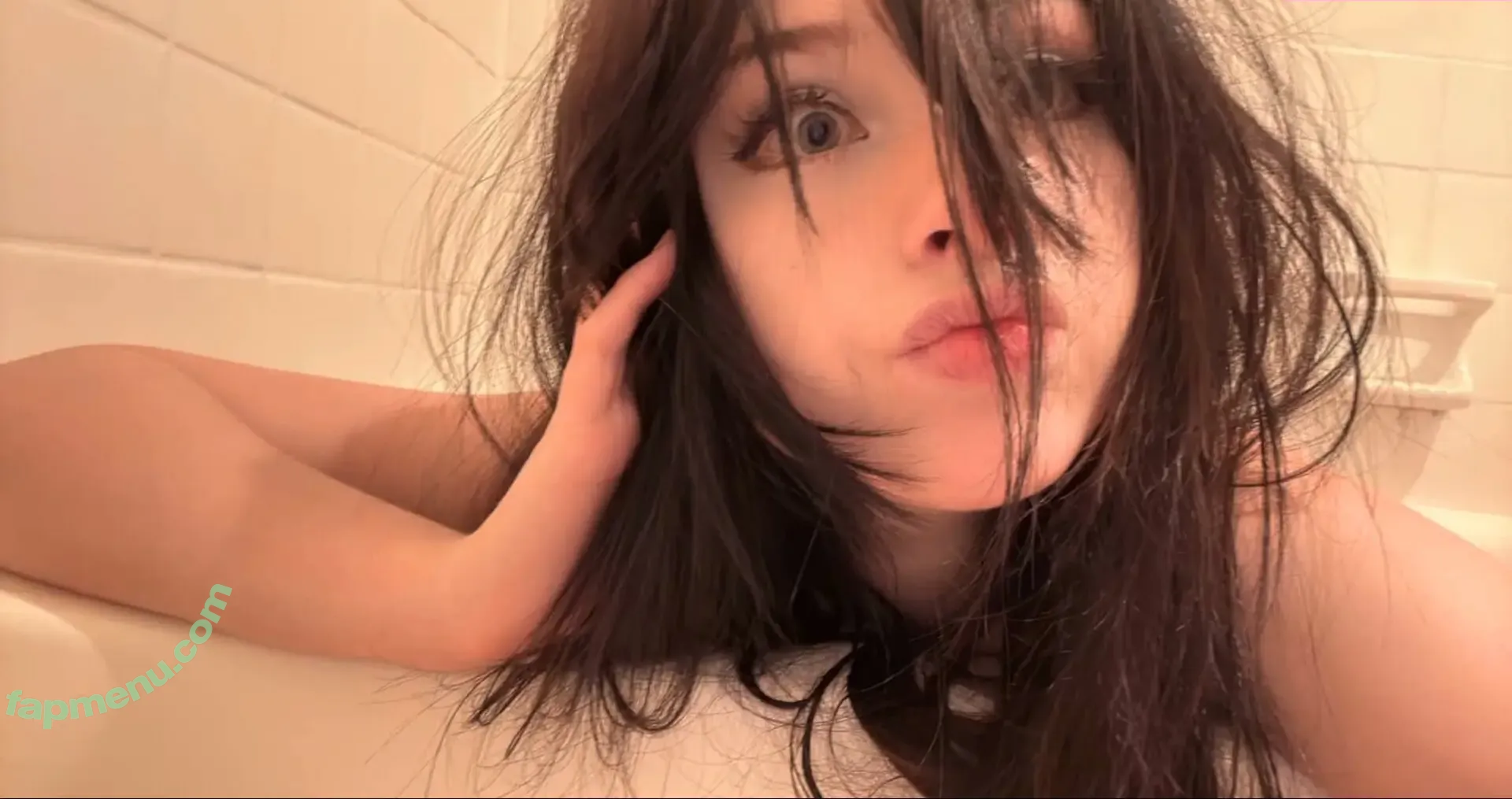 Loopziepop nude photo #0411 (Loopziepop)